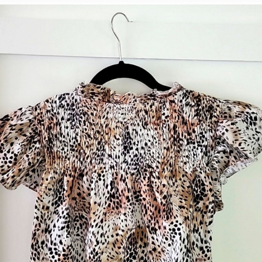 SEA NEW YORK Lana Animal Print Flutter Sleeve Top XS - Picture 7 of 7